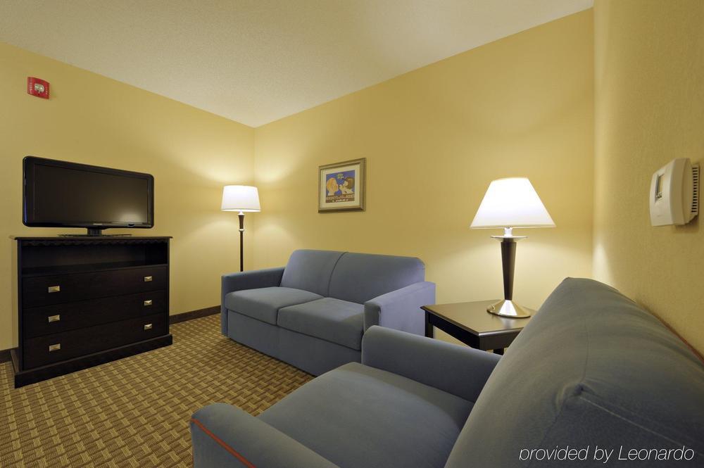 Hotel Hampton & Hershey Near The Park 3*